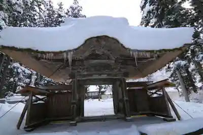 観音寺の山門・神門