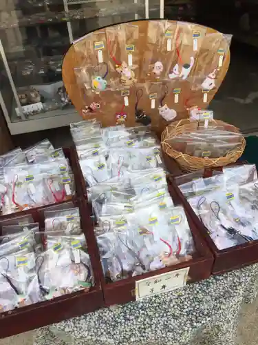 岩殿山安楽寺（吉見観音）の授与品その他