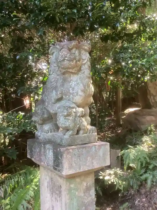 尾張冨士大宮浅間神社の狛犬