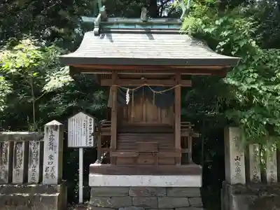 伊曽乃神社の末社・摂社