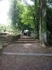 白和瀬神社の建物その他