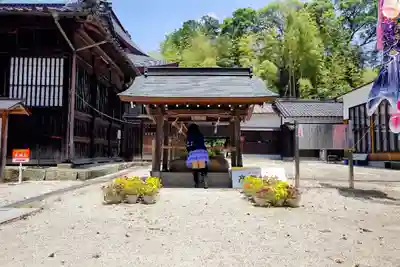 高野神社の手水舎