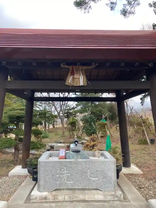 仁木神社の手水舎