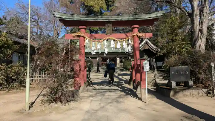 本太氷川神社の{uncategorized: "未分類", other: "その他", undefined: "問題あり", building: "その他建物", grave: "お墓", sacred_gate: "鳥居", guardian: "狛犬", statue: "像", buddha: "仏像", history: "歴史", nature: "自然", garden: "庭園", animal: "動物", pagoda: "塔", temizu: "手水舎", mountain_gate: "山門・神門", sanctuary: "本殿・本堂", subordinate: "末社・摂社", art: "芸術", scenery: "景色", jizo: "地蔵", ema: "絵馬", goshuin: "御朱印", omikuji: "おみくじ", items: "授与品その他", amulet: "お守り", goshuincho: "御朱印帳", eats: "食事", festival: "お祭り", votive_dance: "神楽", shichigosan: "七五三参", wedding: "結婚式", experience: "体験その他", initially: "初詣", around: "周辺", anti_infection: "感染症対策"}
