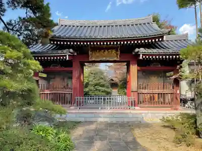 国土安穏寺の山門・神門