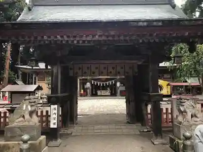 櫛引八幡宮の山門・神門