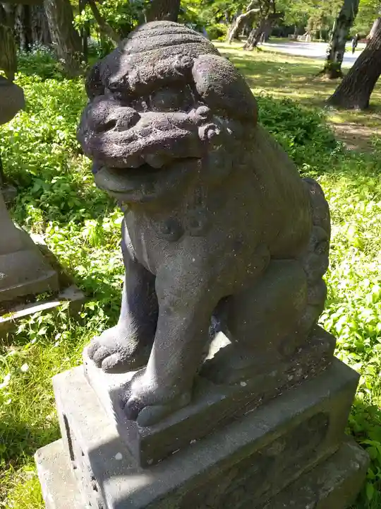 与次郎稲荷神社(秋田県)