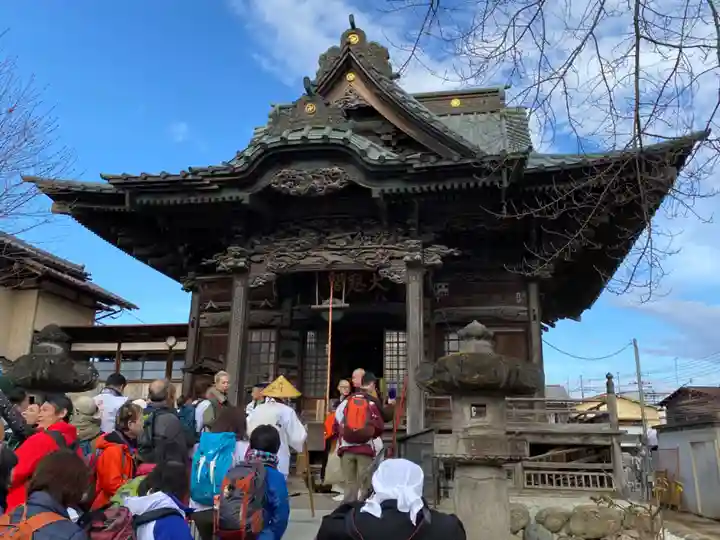 秩父札所十三番 慈眼寺の本殿・本堂