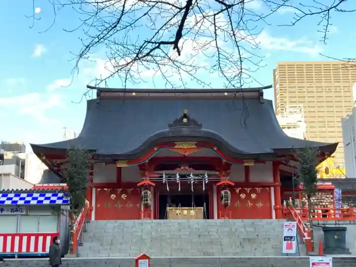 花園神社の本殿・本堂