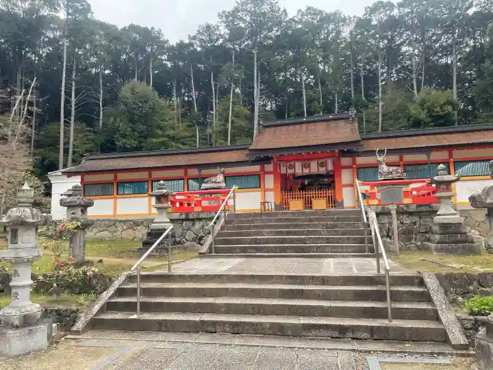 大原野神社の{uncategorized: "未分類", other: "その他", undefined: "問題あり", building: "その他建物", grave: "お墓", sacred_gate: "鳥居", guardian: "狛犬", statue: "像", buddha: "仏像", history: "歴史", nature: "自然", garden: "庭園", animal: "動物", pagoda: "塔", temizu: "手水舎", mountain_gate: "山門・神門", sanctuary: "本殿・本堂", subordinate: "末社・摂社", art: "芸術", scenery: "景色", jizo: "地蔵", ema: "絵馬", goshuin: "御朱印", omikuji: "おみくじ", items: "授与品その他", amulet: "お守り", goshuincho: "御朱印帳", eats: "食事", festival: "お祭り", votive_dance: "神楽", shichigosan: "七五三参", wedding: "結婚式", experience: "体験その他", initially: "初詣", around: "周辺", anti_infection: "感染症対策"}