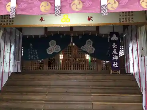 長尾神社の本殿