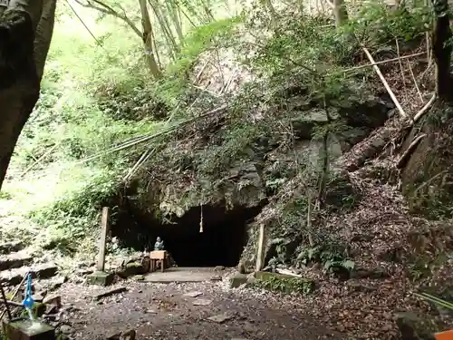 窟神社のその他建物