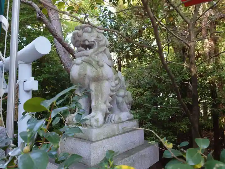 空鞘稲生神社の狛犬