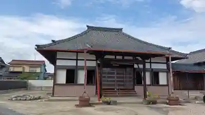 長光寺の本殿・本堂