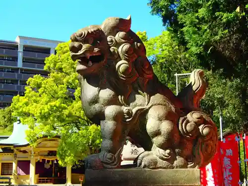 白山神社の狛犬