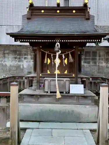 御釜神社の{uncategorized: "未分類", other: "その他", undefined: "問題あり", building: "その他建物", grave: "お墓", sacred_gate: "鳥居", guardian: "狛犬", statue: "像", buddha: "仏像", history: "歴史", nature: "自然", garden: "庭園", animal: "動物", pagoda: "塔", temizu: "手水舎", mountain_gate: "山門・神門", sanctuary: "本殿・本堂", subordinate: "末社・摂社", art: "芸術", scenery: "景色", jizo: "地蔵", ema: "絵馬", goshuin: "御朱印", omikuji: "おみくじ", items: "授与品その他", amulet: "お守り", goshuincho: "御朱印帳", eats: "食事", festival: "お祭り", votive_dance: "神楽", shichigosan: "七五三参", wedding: "結婚式", experience: "体験その他", initially: "初詣", around: "周辺", anti_infection: "感染症対策"}