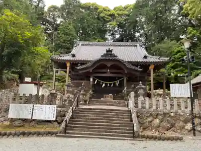 渭伊神社の本殿・本堂