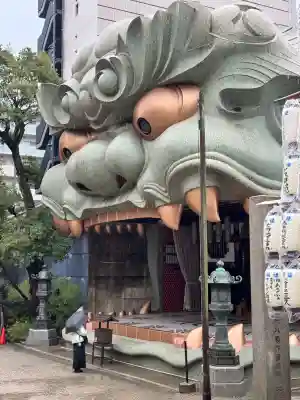 難波八阪神社の{uncategorized: "未分類", other: "その他", undefined: "問題あり", building: "その他建物", grave: "お墓", sacred_gate: "鳥居", guardian: "狛犬", statue: "像", buddha: "仏像", history: "歴史", nature: "自然", garden: "庭園", animal: "動物", pagoda: "塔", temizu: "手水舎", mountain_gate: "山門・神門", sanctuary: "本殿・本堂", subordinate: "末社・摂社", art: "芸術", scenery: "景色", jizo: "地蔵", ema: "絵馬", goshuin: "御朱印", omikuji: "おみくじ", items: "授与品その他", amulet: "お守り", goshuincho: "御朱印帳", eats: "食事", festival: "お祭り", votive_dance: "神楽", shichigosan: "七五三参", wedding: "結婚式", experience: "体験その他", initially: "初詣", around: "周辺", anti_infection: "感染症対策"}