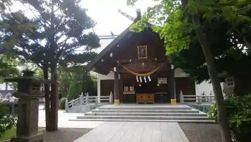 西野神社の本殿