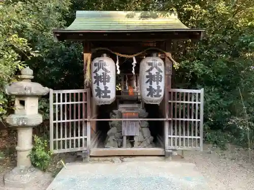 交野天神社の{uncategorized: "未分類", other: "その他", undefined: "問題あり", building: "その他建物", grave: "お墓", sacred_gate: "鳥居", guardian: "狛犬", statue: "像", buddha: "仏像", history: "歴史", nature: "自然", garden: "庭園", animal: "動物", pagoda: "塔", temizu: "手水舎", mountain_gate: "山門・神門", sanctuary: "本殿・本堂", subordinate: "末社・摂社", art: "芸術", scenery: "景色", jizo: "地蔵", ema: "絵馬", goshuin: "御朱印", omikuji: "おみくじ", items: "授与品その他", amulet: "お守り", goshuincho: "御朱印帳", eats: "食事", festival: "お祭り", votive_dance: "神楽", shichigosan: "七五三参", wedding: "結婚式", experience: "体験その他", initially: "初詣", around: "周辺", anti_infection: "感染症対策"}