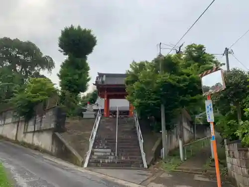 延命寺の山門