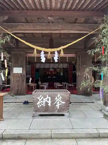 都萬神社の本殿・本堂