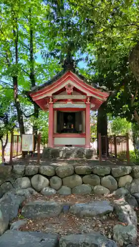圓鏡寺の{uncategorized: "未分類", other: "その他", undefined: "問題あり", building: "その他建物", grave: "お墓", sacred_gate: "鳥居", guardian: "狛犬", statue: "像", buddha: "仏像", history: "歴史", nature: "自然", garden: "庭園", animal: "動物", pagoda: "塔", temizu: "手水舎", mountain_gate: "山門・神門", sanctuary: "本殿・本堂", subordinate: "末社・摂社", art: "芸術", scenery: "景色", jizo: "地蔵", ema: "絵馬", goshuin: "御朱印", omikuji: "おみくじ", items: "授与品その他", amulet: "お守り", goshuincho: "御朱印帳", eats: "食事", festival: "お祭り", votive_dance: "神楽", shichigosan: "七五三参", wedding: "結婚式", experience: "体験その他", initially: "初詣", around: "周辺", anti_infection: "感染症対策"}