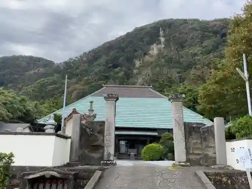 大聖院(高塚不動尊)の本殿・本堂