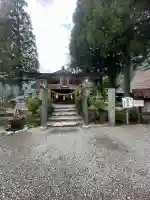 高椅神社の{uncategorized: "未分類", other: "その他", undefined: "問題あり", building: "その他建物", grave: "お墓", sacred_gate: "鳥居", guardian: "狛犬", statue: "像", buddha: "仏像", history: "歴史", nature: "自然", garden: "庭園", animal: "動物", pagoda: "塔", temizu: "手水舎", mountain_gate: "山門・神門", sanctuary: "本殿・本堂", subordinate: "末社・摂社", art: "芸術", scenery: "景色", jizo: "地蔵", ema: "絵馬", goshuin: "御朱印", omikuji: "おみくじ", items: "授与品その他", amulet: "お守り", goshuincho: "御朱印帳", eats: "食事", festival: "お祭り", votive_dance: "神楽", shichigosan: "七五三参", wedding: "結婚式", experience: "体験その他", initially: "初詣", around: "周辺", anti_infection: "感染症対策"}