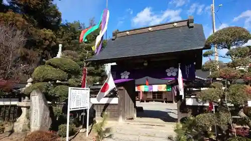 龍光院の山門