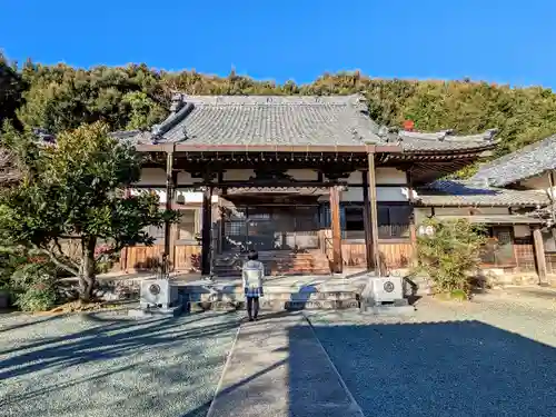 善秀寺の本殿・本堂