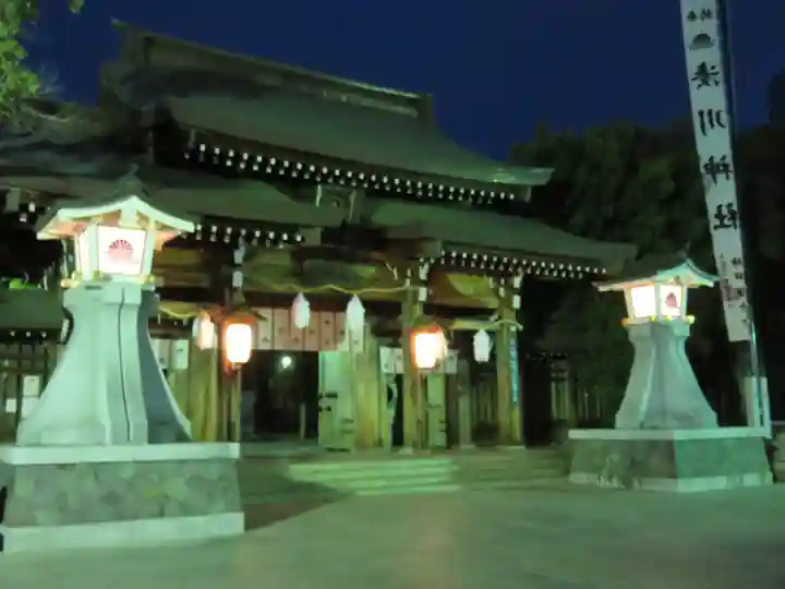 湊川神社の山門・神門