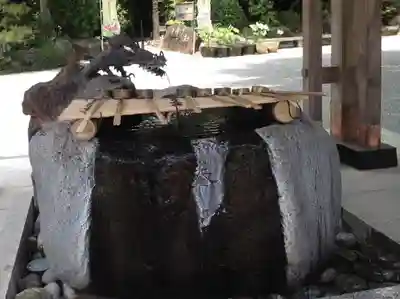 出雲大社相模分祠の手水舎