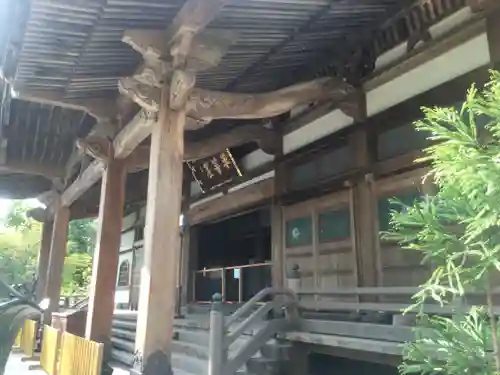 覚範寺の本殿・本堂