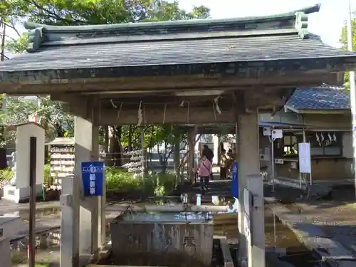 戸部杉山神社の手水舎