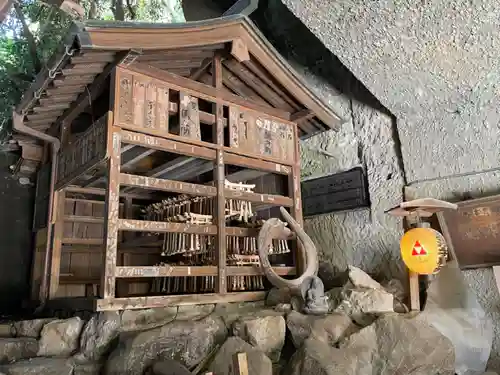 銭洗弁財天宇賀福神社(神奈川県)