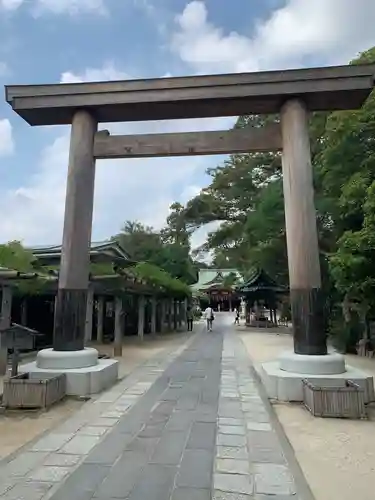 越ヶ谷久伊豆神社の鳥居