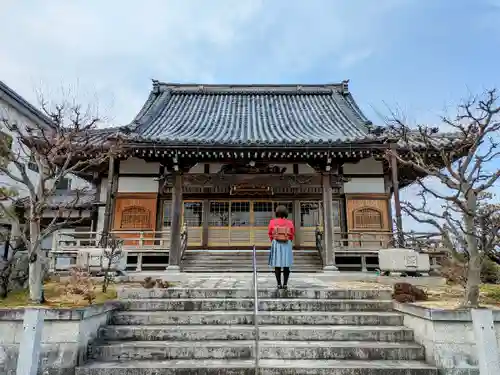 領善寺の本殿