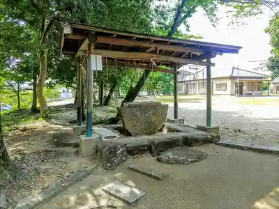 八劔社(中嶋八剱社)の手水舎