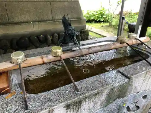 秩父札所十三番 慈眼寺の手水舎