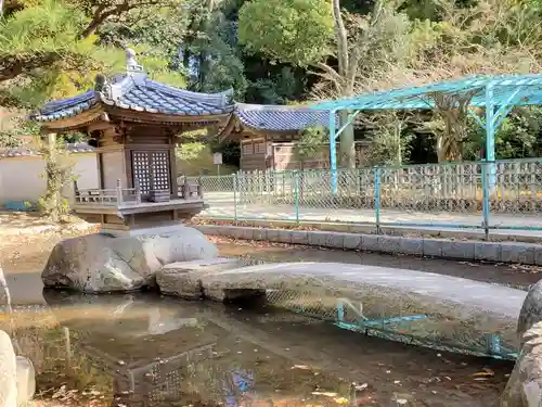 轉法輪寺の末社・摂社