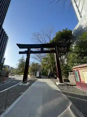 東郷神社の{uncategorized: "未分類", other: "その他", undefined: "問題あり", building: "その他建物", grave: "お墓", sacred_gate: "鳥居", guardian: "狛犬", statue: "像", buddha: "仏像", history: "歴史", nature: "自然", garden: "庭園", animal: "動物", pagoda: "塔", temizu: "手水舎", mountain_gate: "山門・神門", sanctuary: "本殿・本堂", subordinate: "末社・摂社", art: "芸術", scenery: "景色", jizo: "地蔵", ema: "絵馬", goshuin: "御朱印", omikuji: "おみくじ", items: "授与品その他", amulet: "お守り", goshuincho: "御朱印帳", eats: "食事", festival: "お祭り", votive_dance: "神楽", shichigosan: "七五三参", wedding: "結婚式", experience: "体験その他", initially: "初詣", around: "周辺", anti_infection: "感染症対策"}