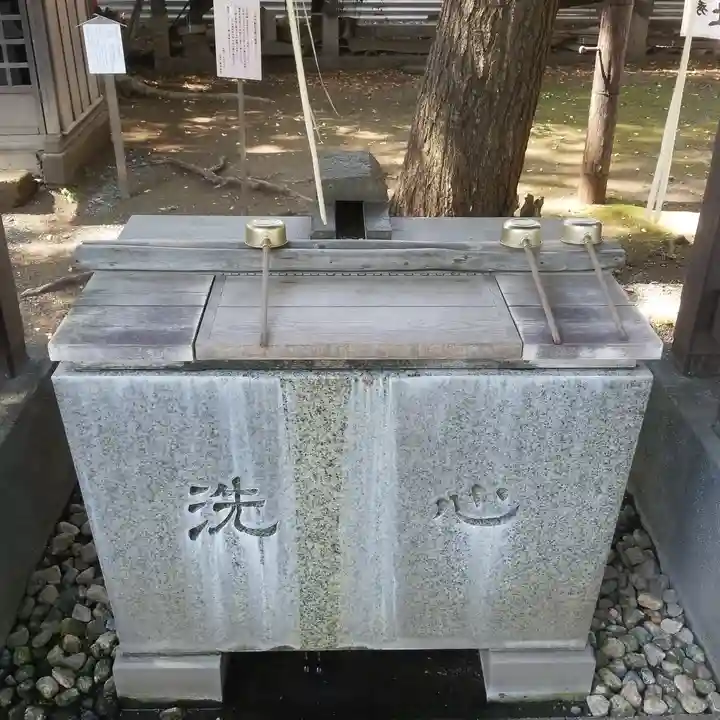 平塚神社の手水舎