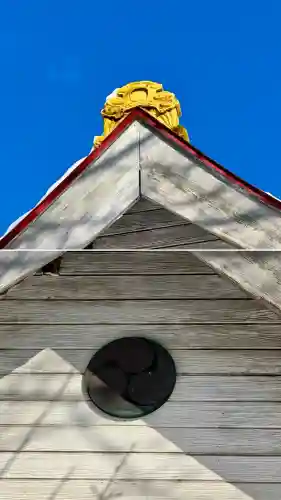 七重浜稲荷神社の{uncategorized: "未分類", other: "その他", undefined: "問題あり", building: "その他建物", grave: "お墓", sacred_gate: "鳥居", guardian: "狛犬", statue: "像", buddha: "仏像", history: "歴史", nature: "自然", garden: "庭園", animal: "動物", pagoda: "塔", temizu: "手水舎", mountain_gate: "山門・神門", sanctuary: "本殿・本堂", subordinate: "末社・摂社", art: "芸術", scenery: "景色", jizo: "地蔵", ema: "絵馬", goshuin: "御朱印", omikuji: "おみくじ", items: "授与品その他", amulet: "お守り", goshuincho: "御朱印帳", eats: "食事", festival: "お祭り", votive_dance: "神楽", shichigosan: "七五三参", wedding: "結婚式", experience: "体験その他", initially: "初詣", around: "周辺", anti_infection: "感染症対策"}