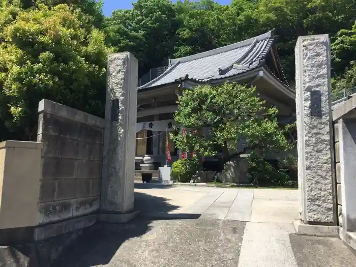 長松寺の山門