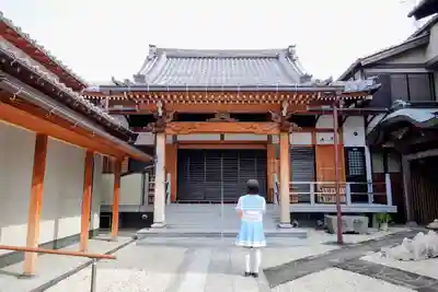 樓光寺の本殿・本堂