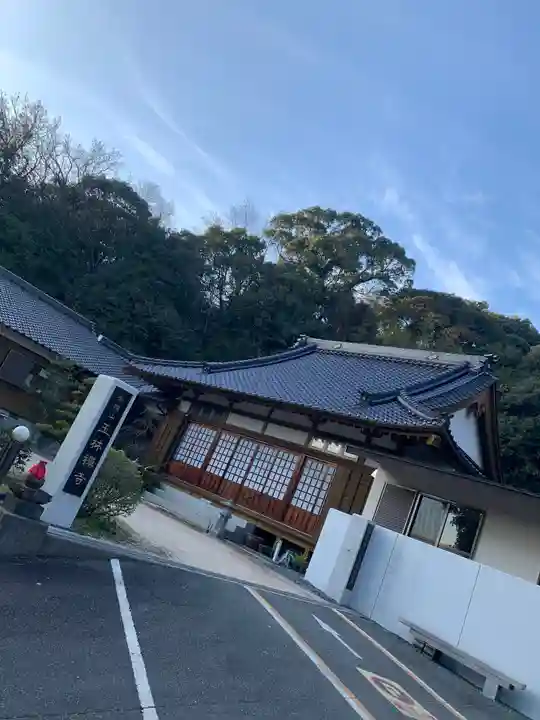 玉林寺の本殿・本堂