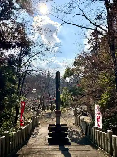 御嶽山大和本宮の{uncategorized: "未分類", other: "その他", undefined: "問題あり", building: "その他建物", grave: "お墓", sacred_gate: "鳥居", guardian: "狛犬", statue: "像", buddha: "仏像", history: "歴史", nature: "自然", garden: "庭園", animal: "動物", pagoda: "塔", temizu: "手水舎", mountain_gate: "山門・神門", sanctuary: "本殿・本堂", subordinate: "末社・摂社", art: "芸術", scenery: "景色", jizo: "地蔵", ema: "絵馬", goshuin: "御朱印", omikuji: "おみくじ", items: "授与品その他", amulet: "お守り", goshuincho: "御朱印帳", eats: "食事", festival: "お祭り", votive_dance: "神楽", shichigosan: "七五三参", wedding: "結婚式", experience: "体験その他", initially: "初詣", around: "周辺", anti_infection: "感染症対策"}