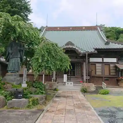 本勝寺の本殿・本堂
