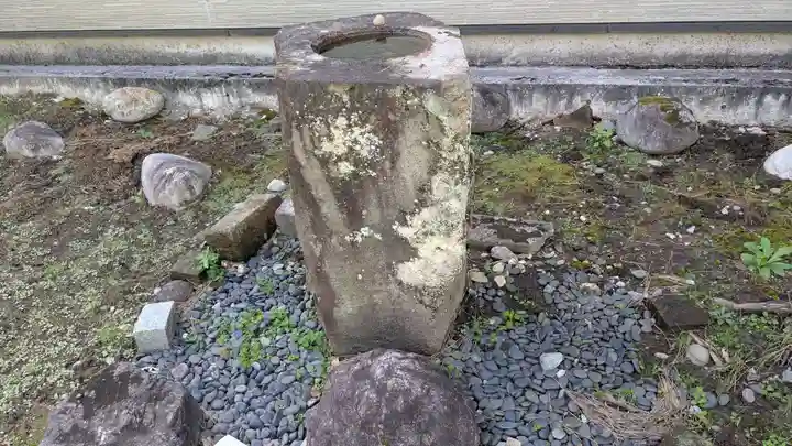 西之神祠の手水舎